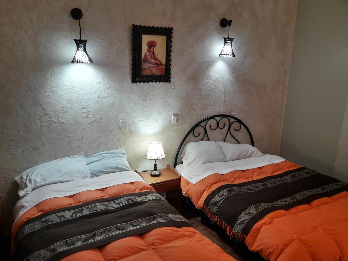 Imperial Golden House Hostel *