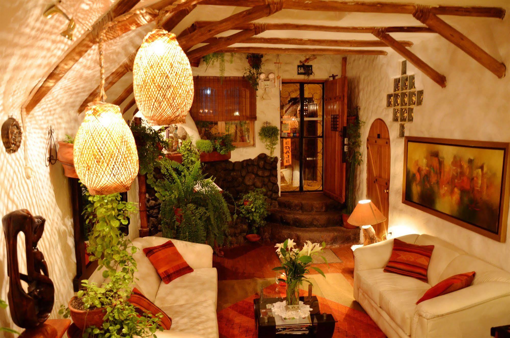 Madre Tierra Inn 3*