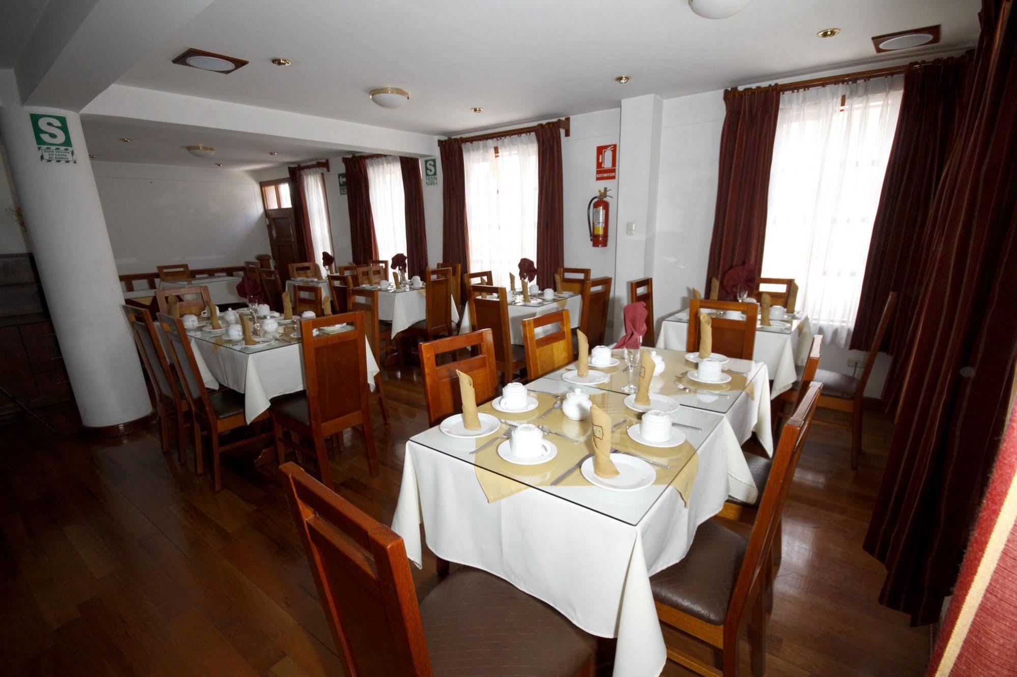 Hotel Kenamari 3*
