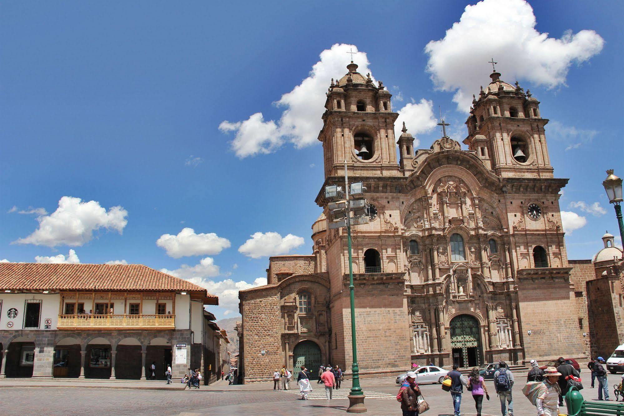 Yabar Plaza I 3*