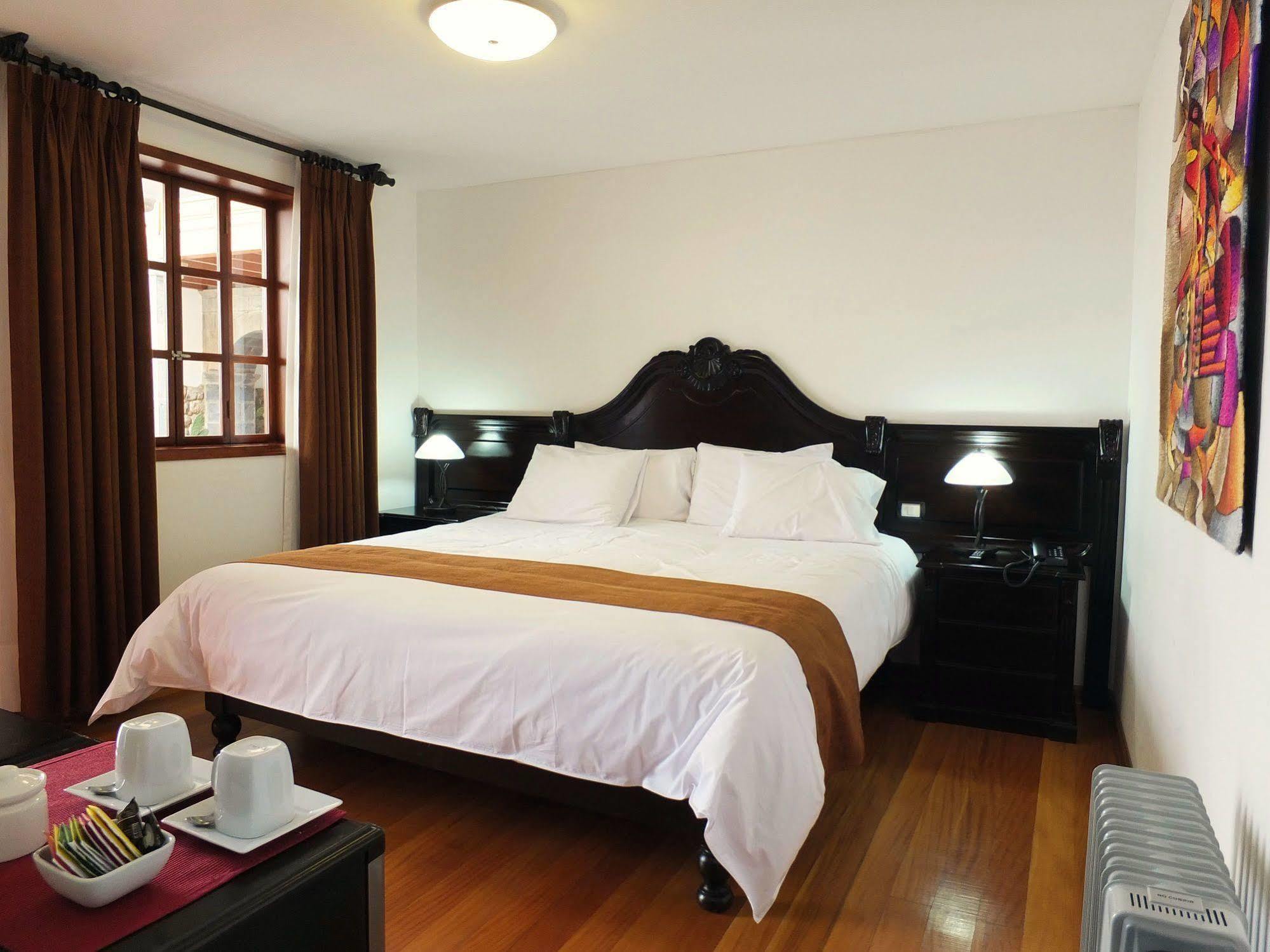 Hotel Illa 3*