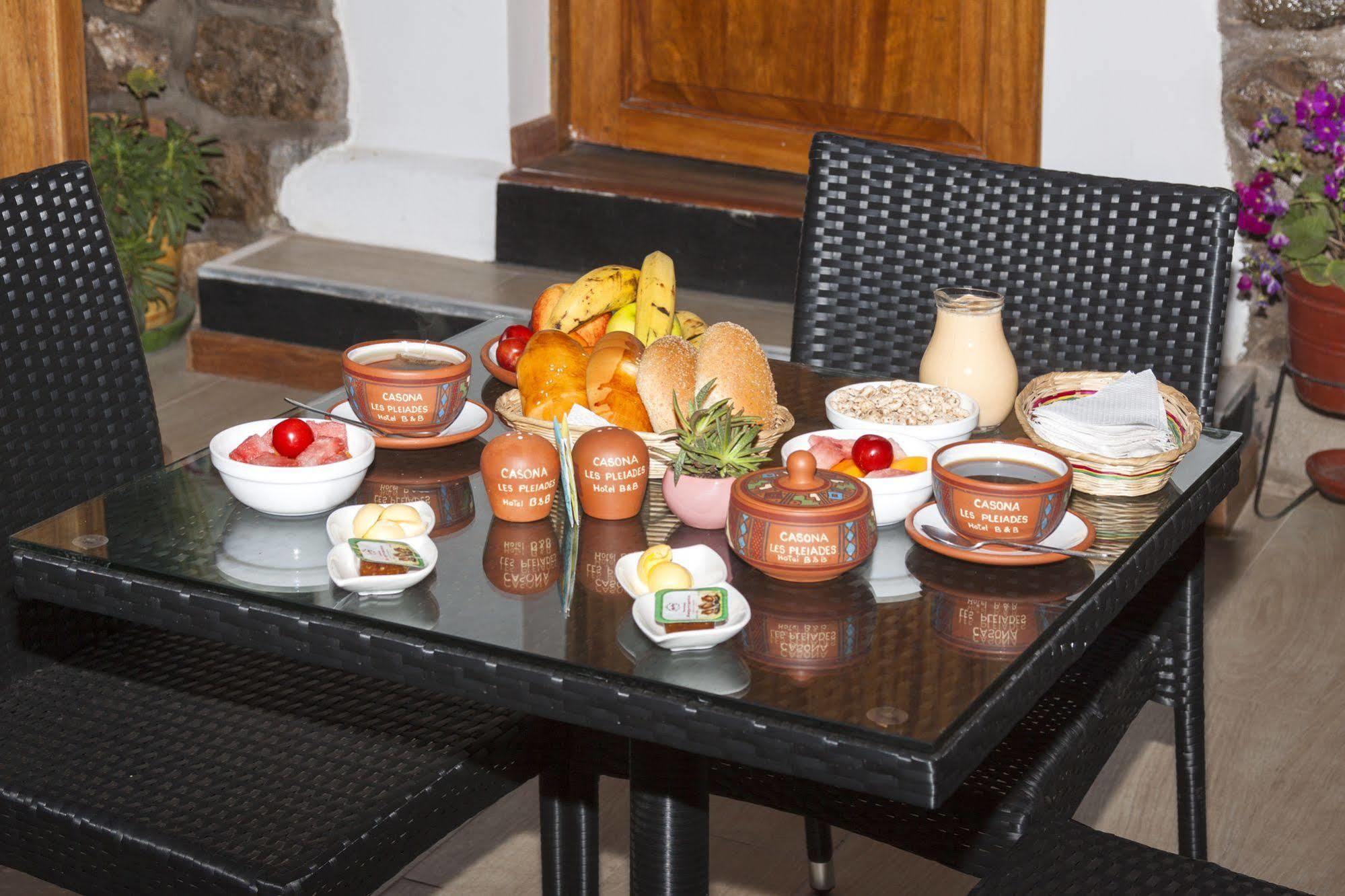 Casona Les Pleiades Bed & Breakfast 2*