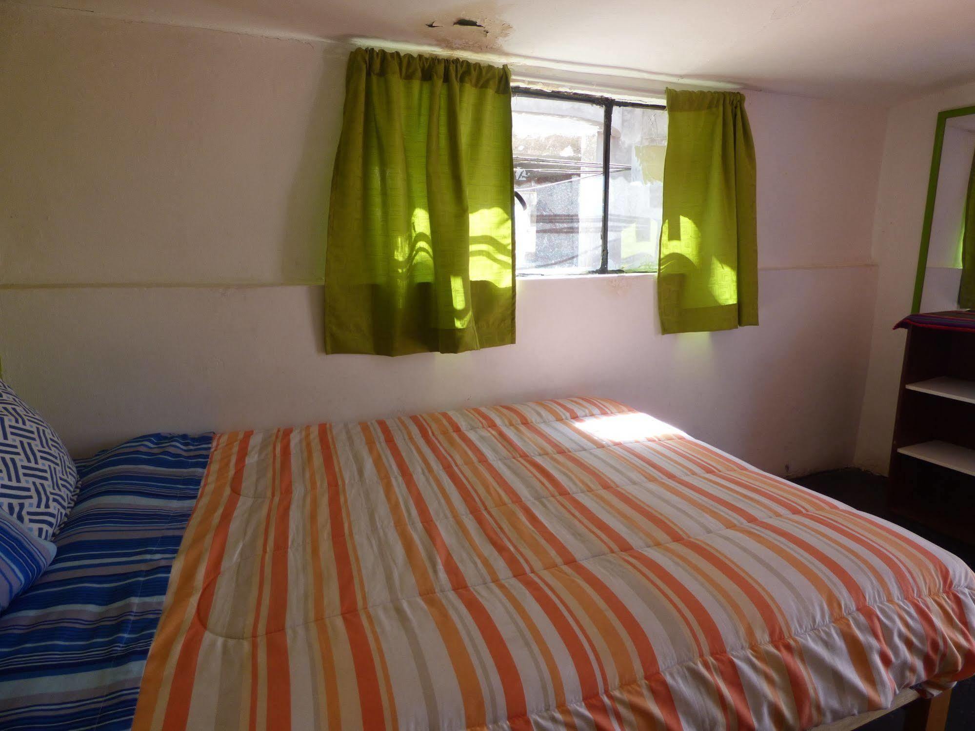 Hostal The Grasshopper *