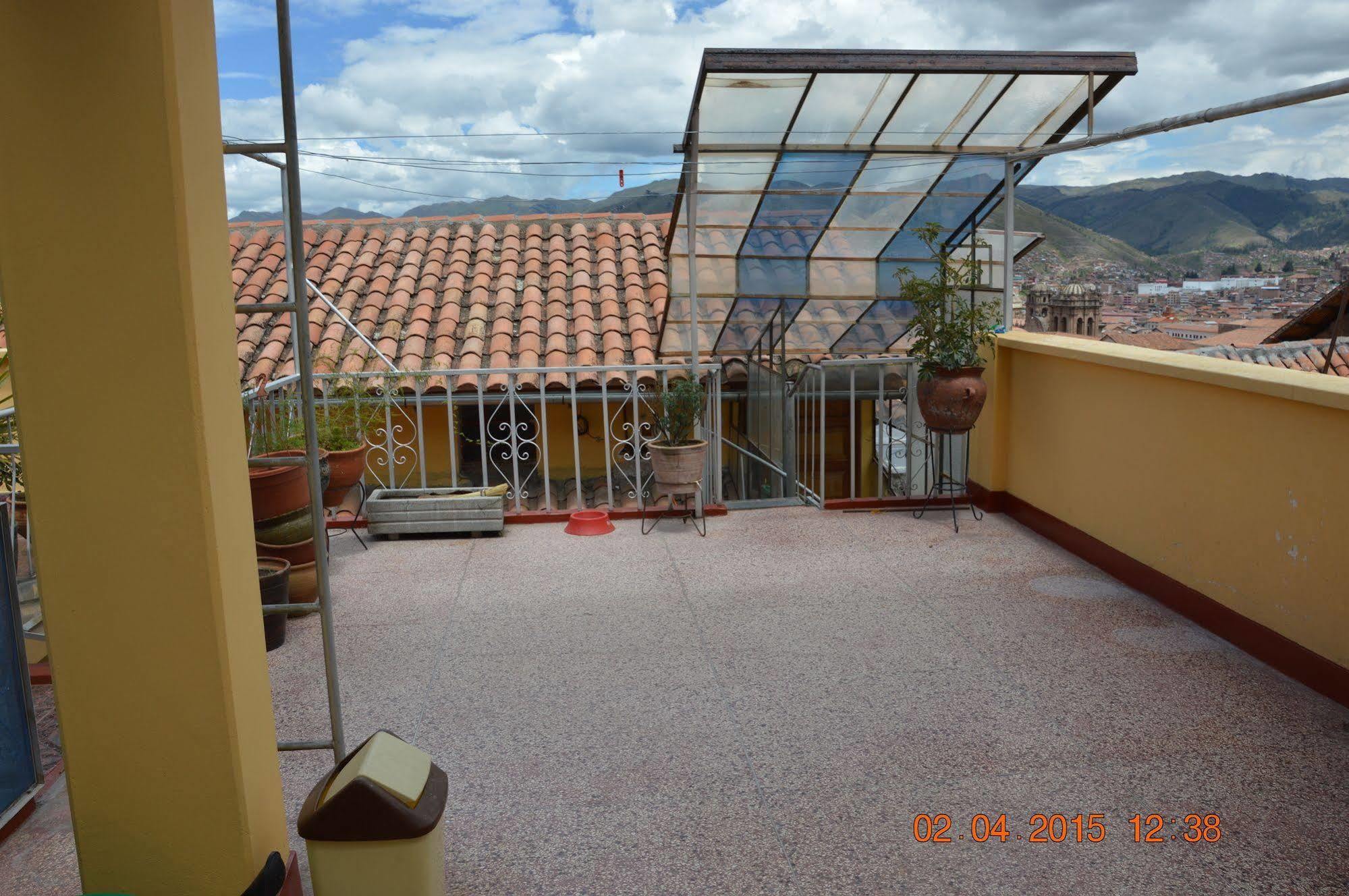 Huaynapata Guest house 3*