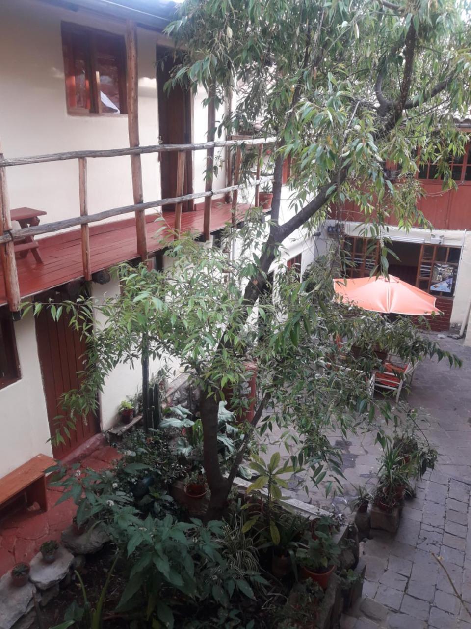 Yuri's Sanbleno Ii 2* Cusco