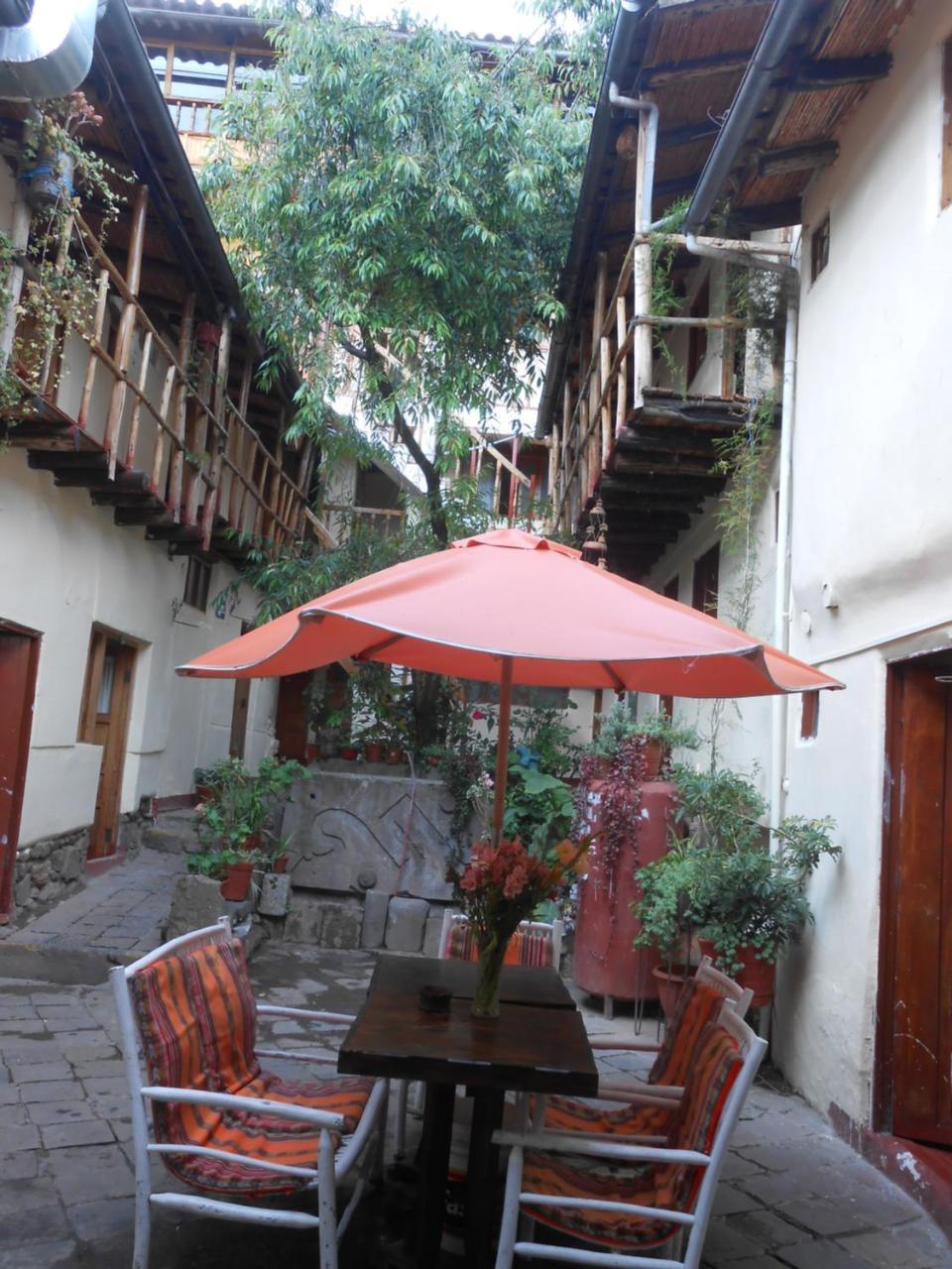 Yuri's Sanbleno Ii Inn