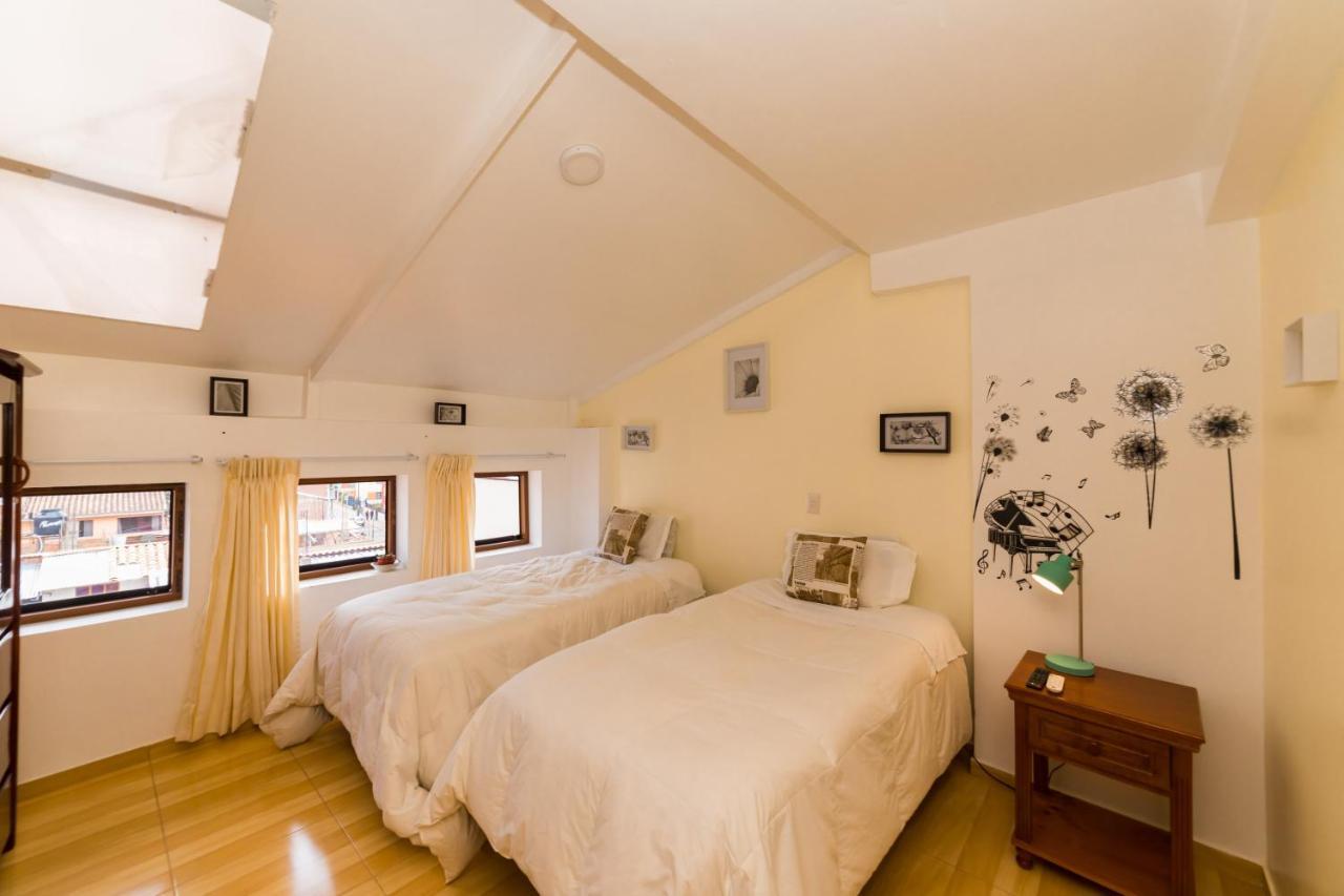 Bed & Breakfast Cozy