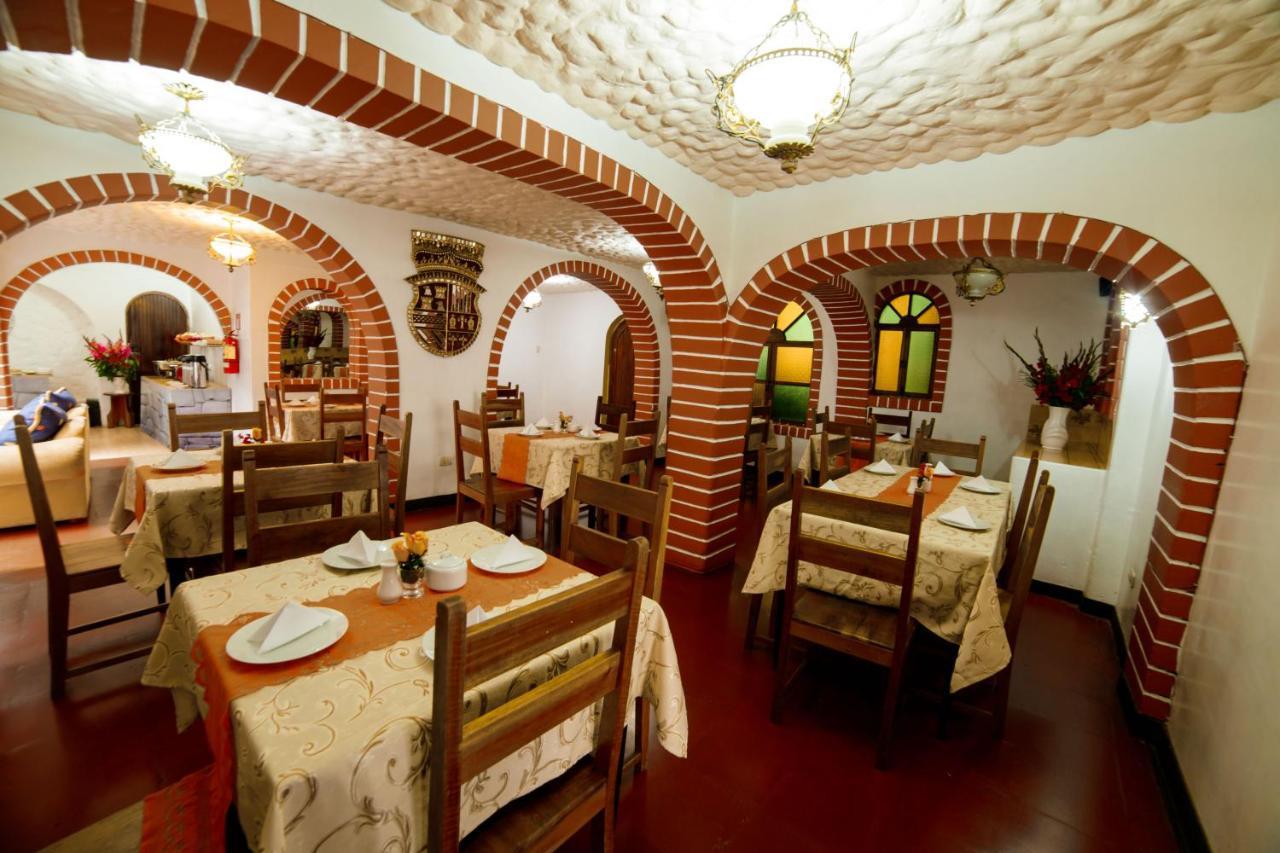 Hotel Carlos V 2*