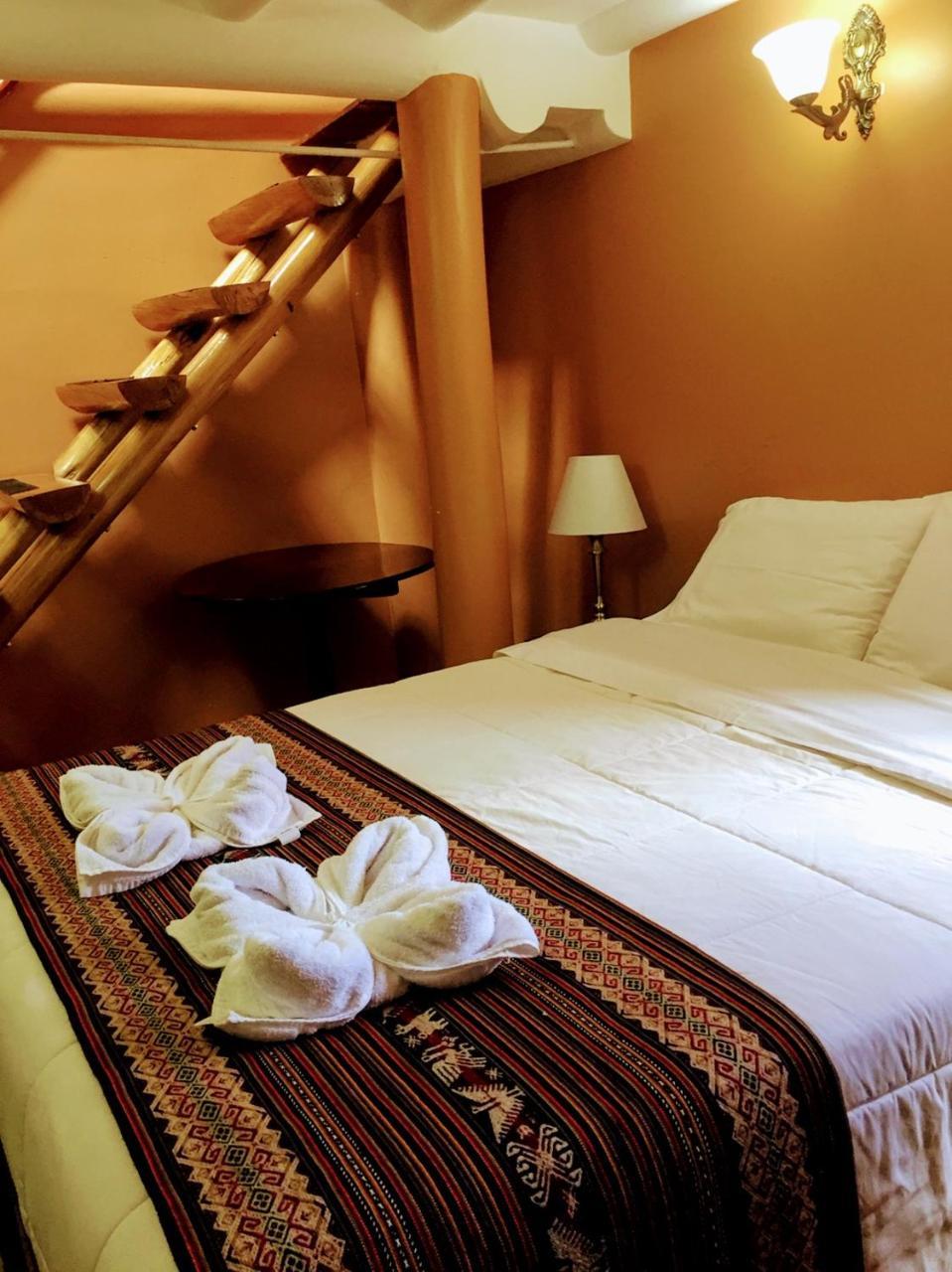 Inn Kori Gems