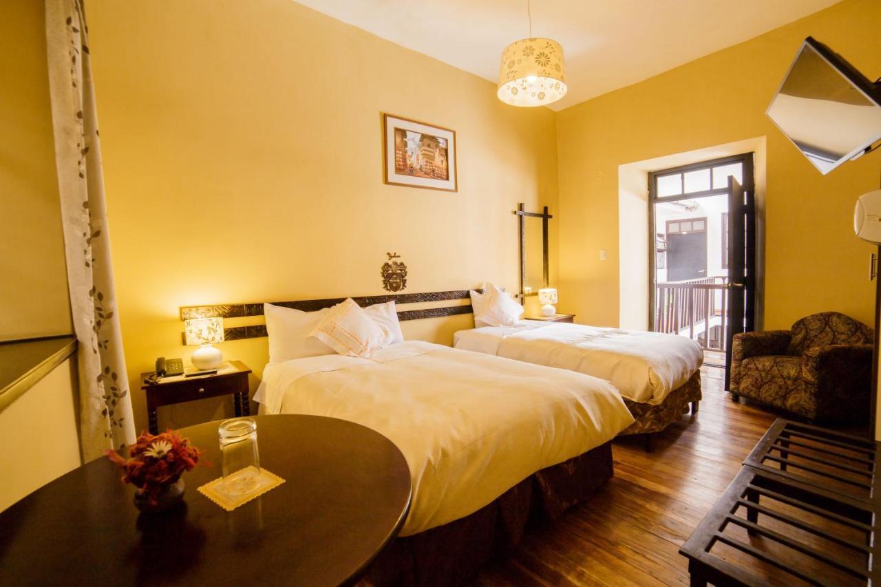 Hotel Yabar Plaza 3*