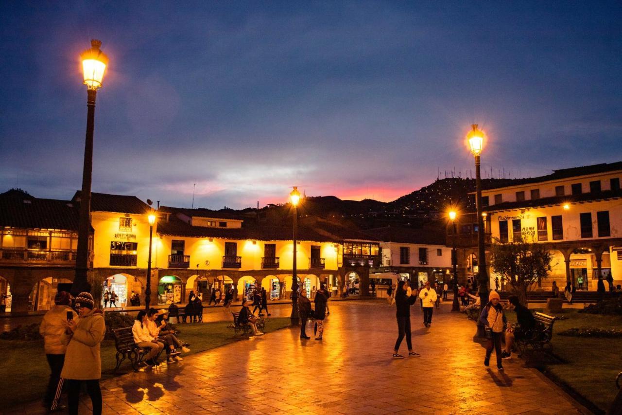 Yabar Plaza I Cusco