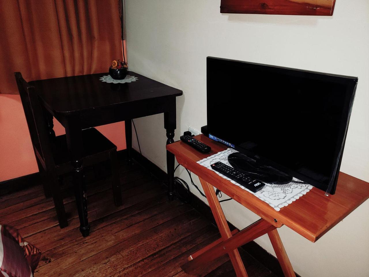 La Nuit Home Hostel Cusco