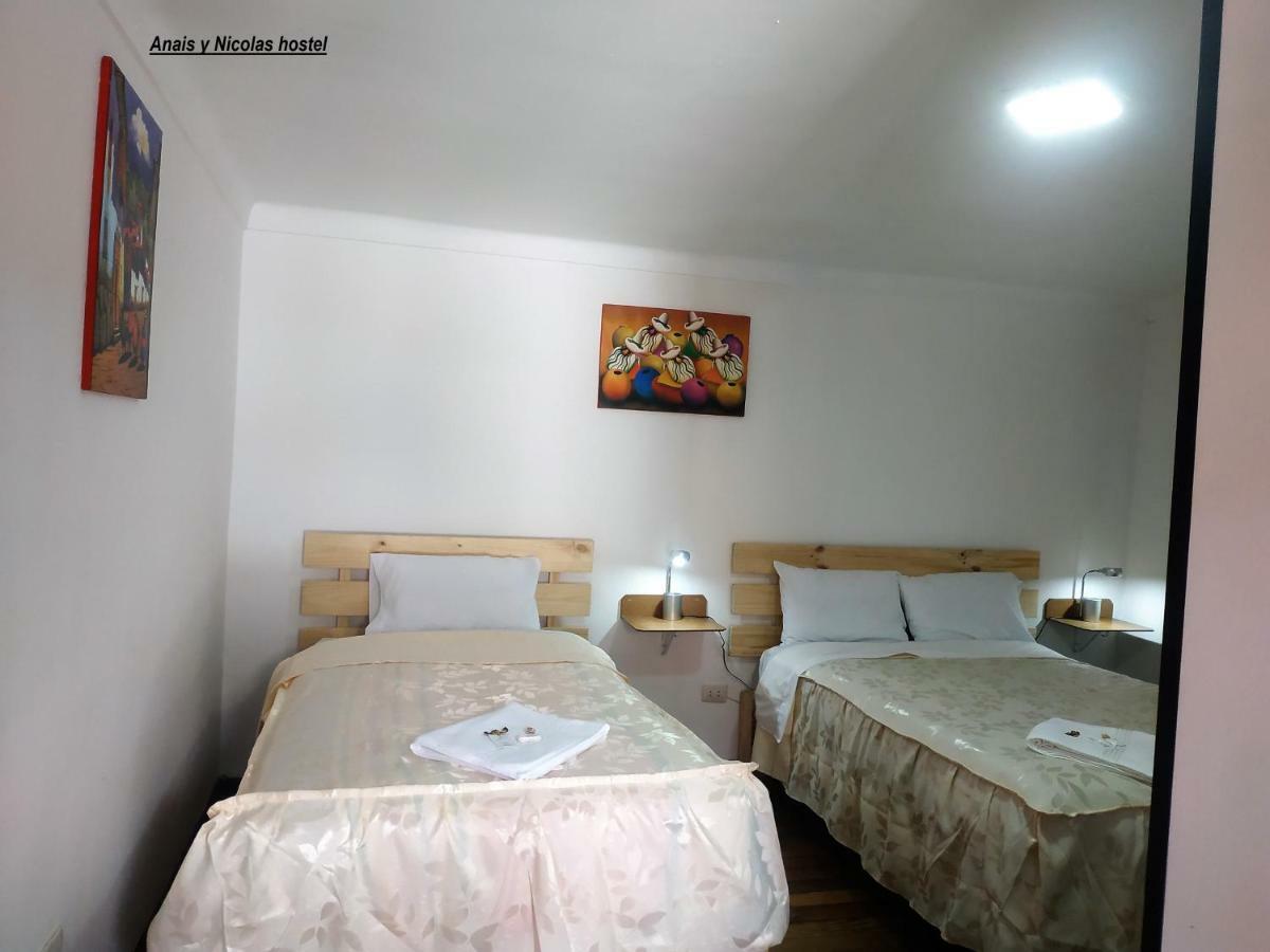 Anais Y Nicolas Hostel *