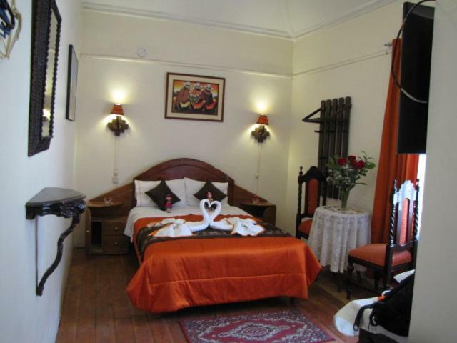 Bed & Breakfast Golden House -