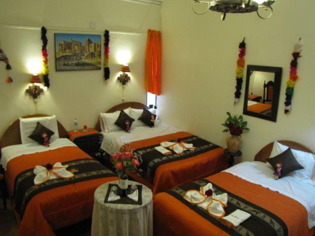 Golden House - Bed & Breakfast