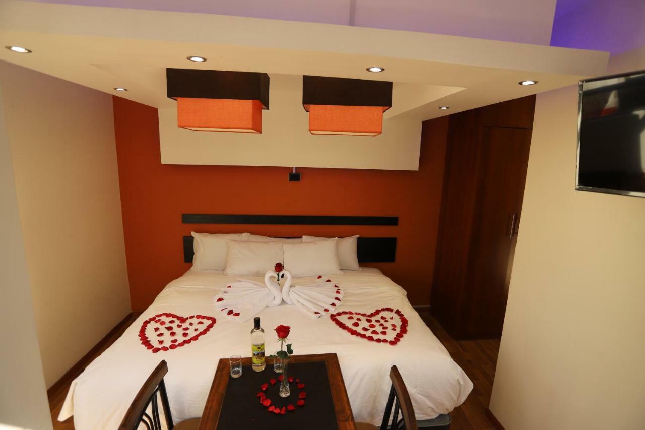 Capac Ii Hotel