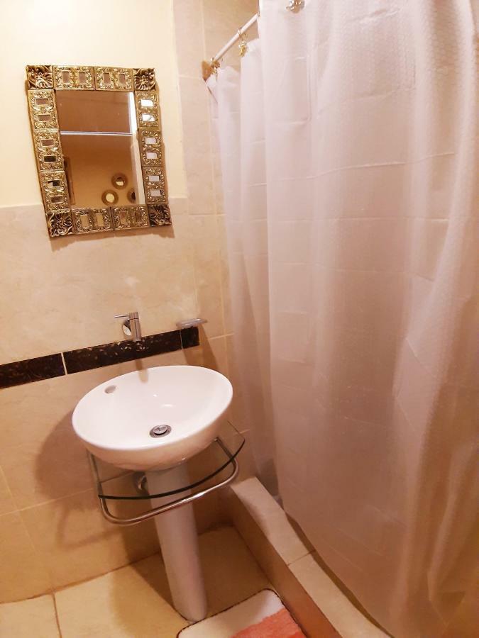 Guest House 2*