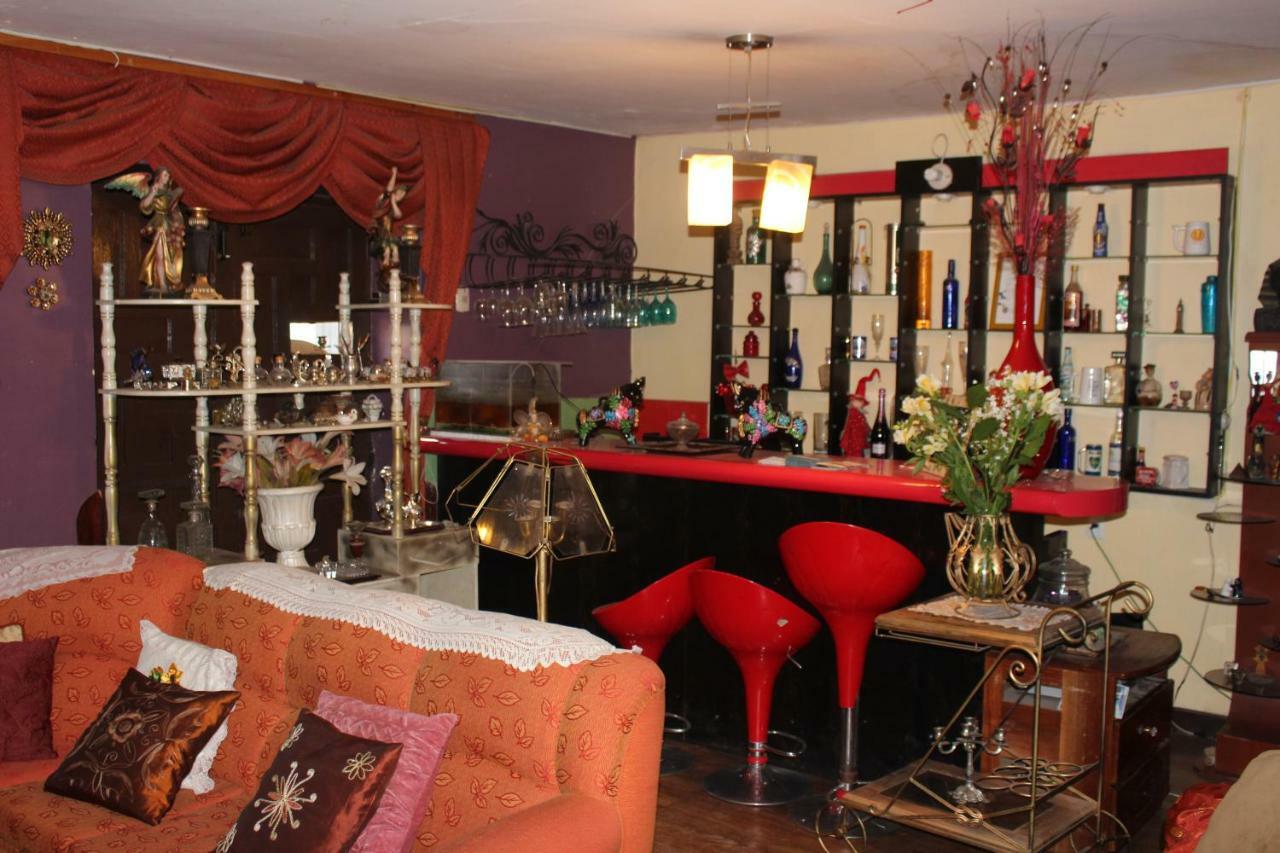 Guest House 2*