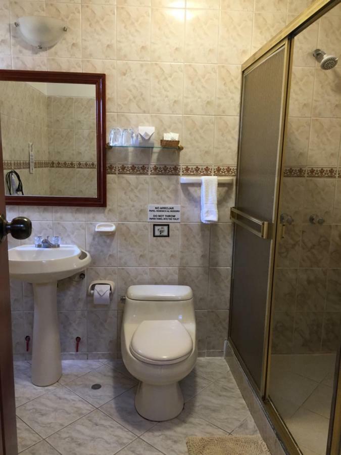 Midori Hotel 3*