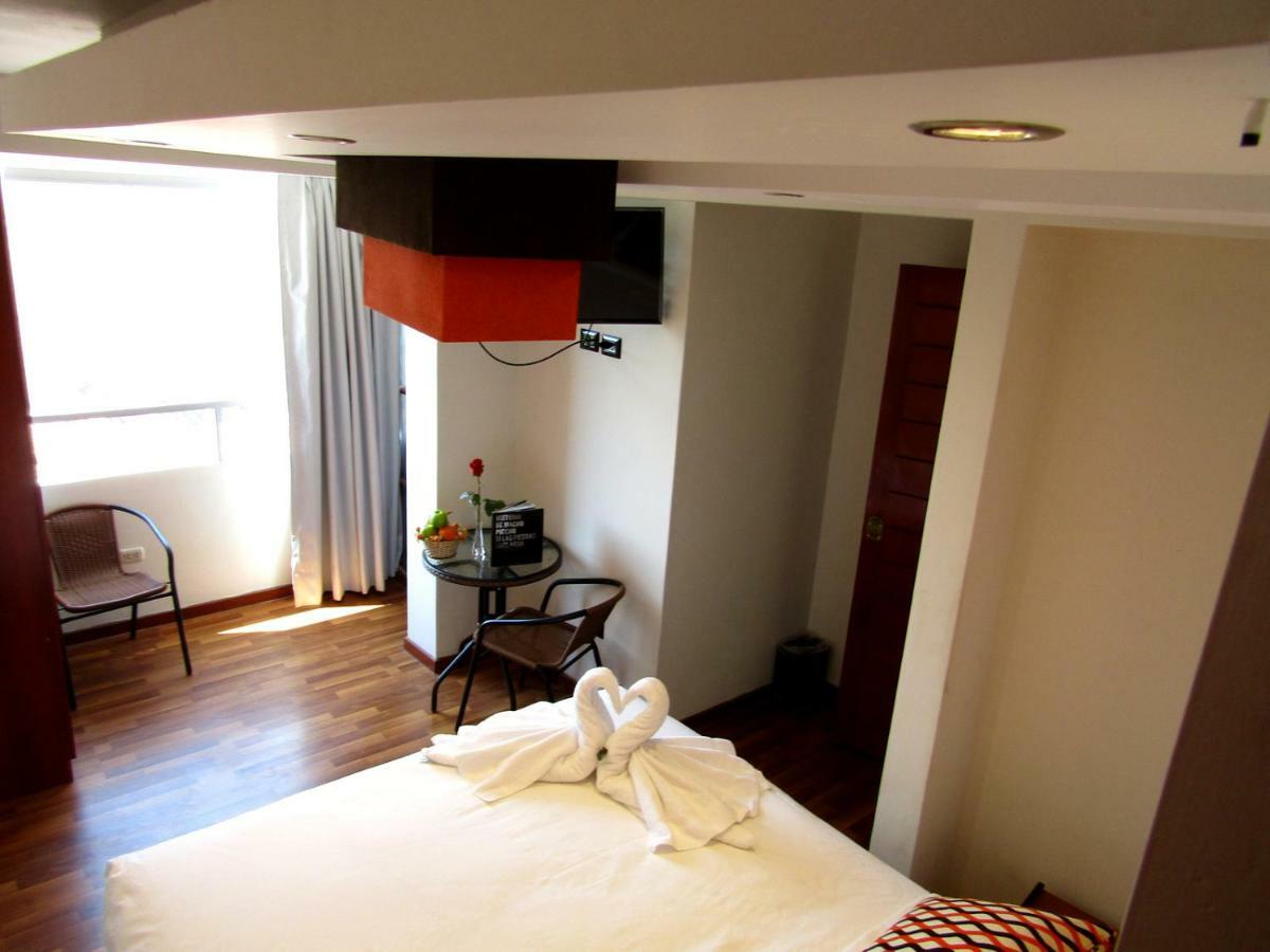 Hotel Capac Ii 2*