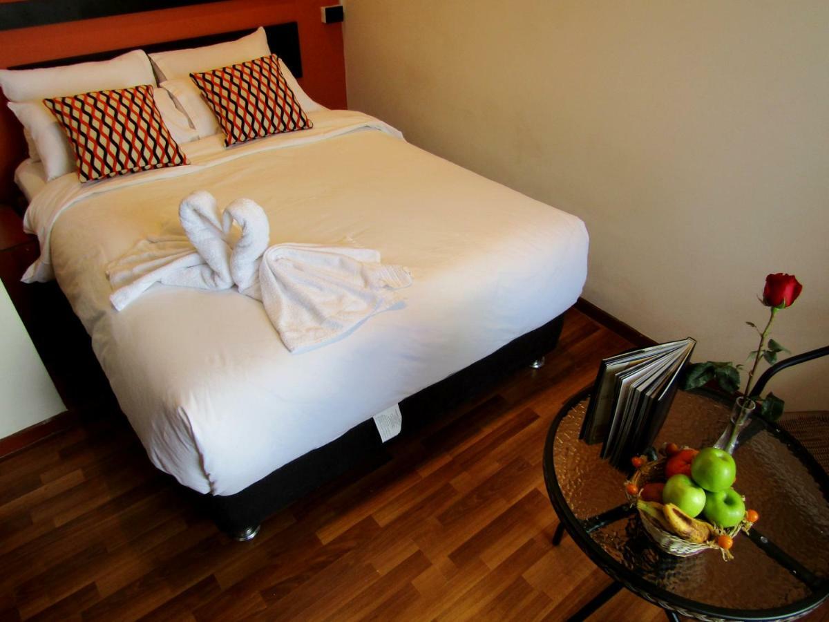 Capac Ii Hotel 2*