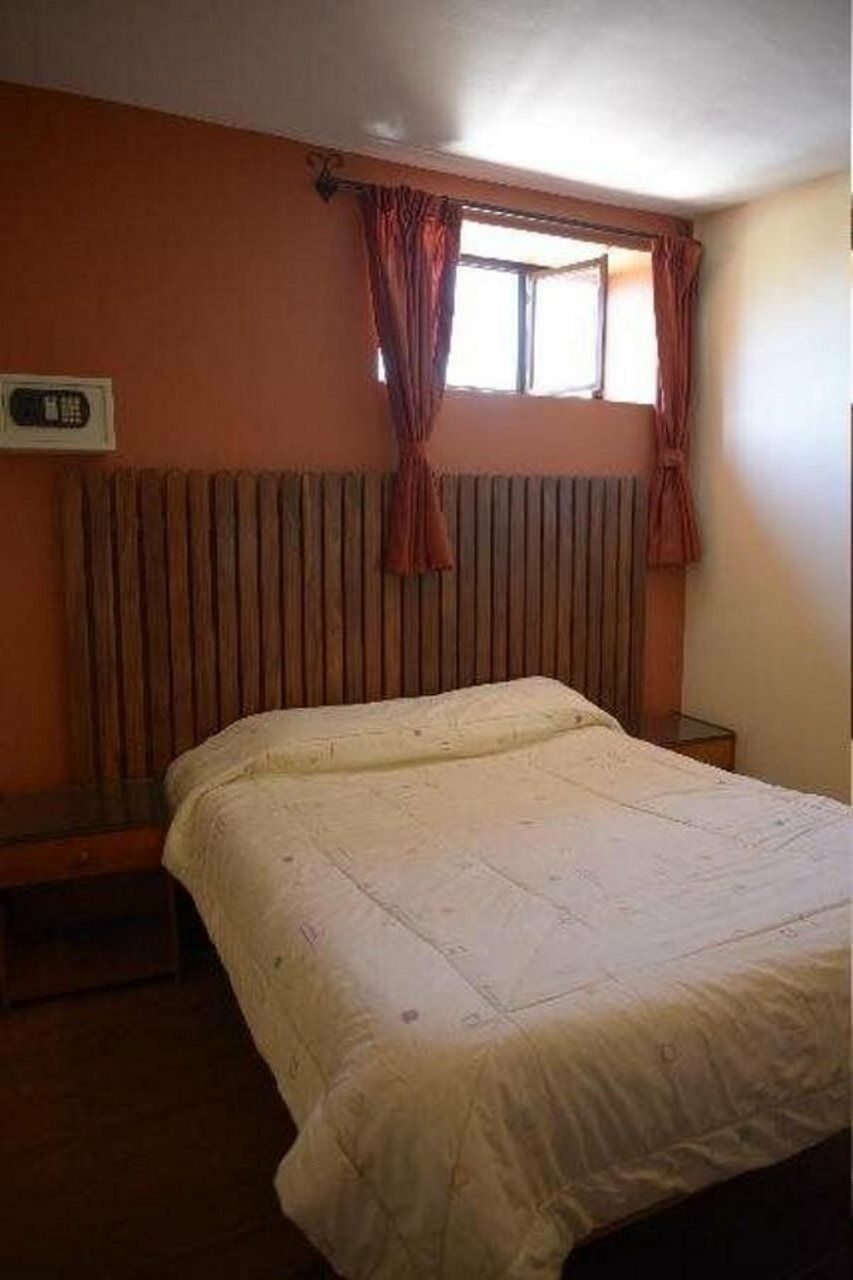 Catama Bed & Breakfast 2*