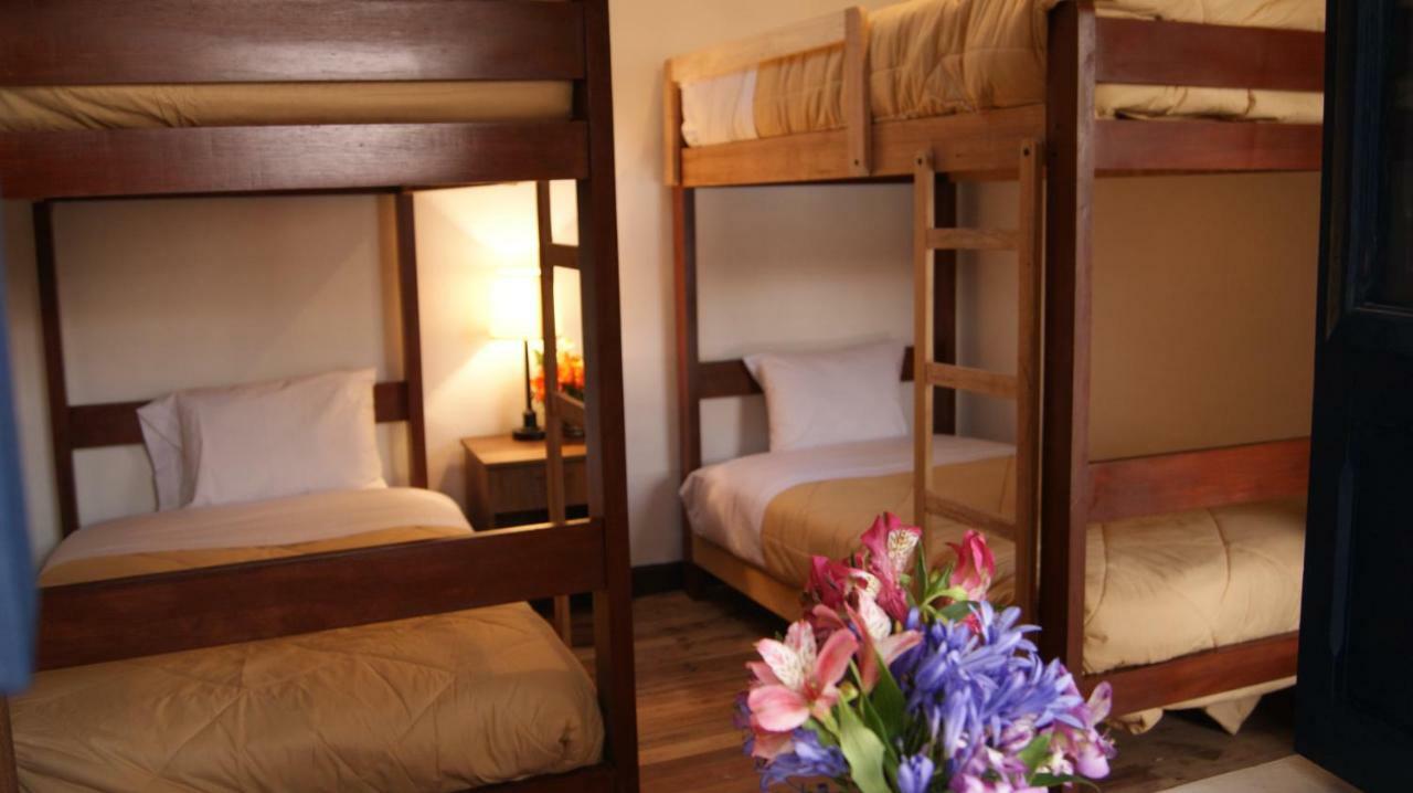 Inti Bed & Breakfast 2*