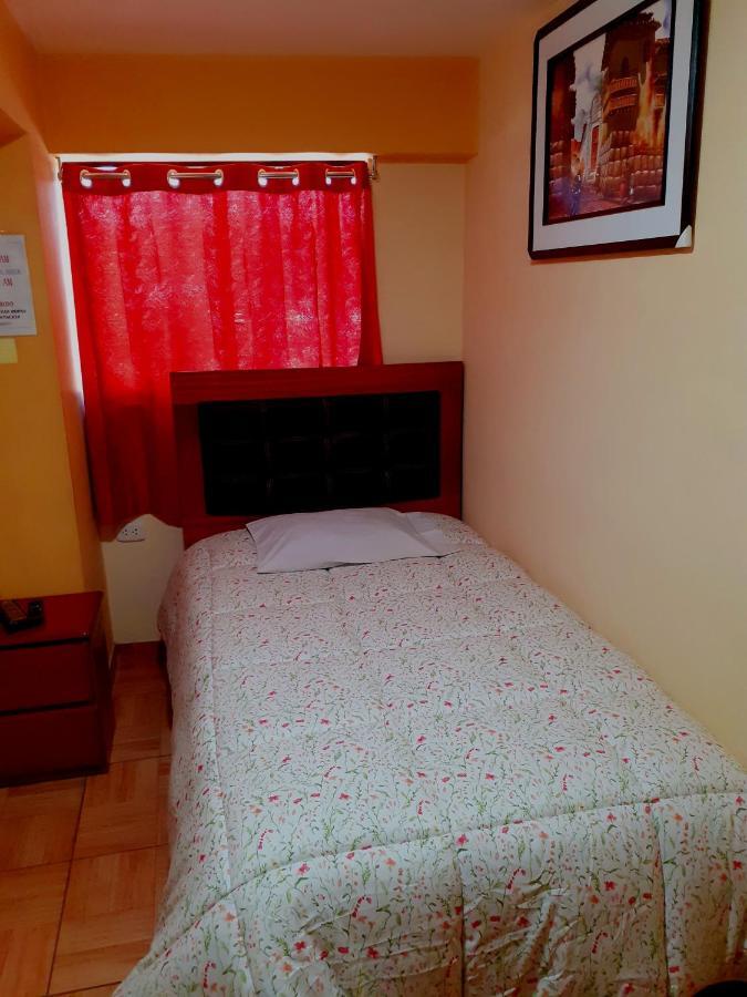 Guest house Hostal Kuntur Cusco 2*