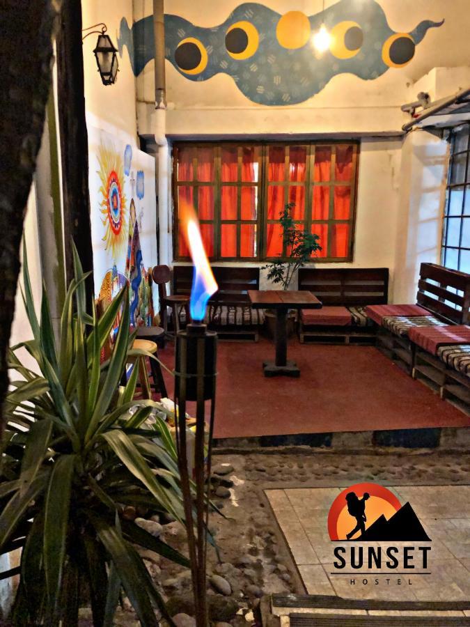 Sunset House Hostel