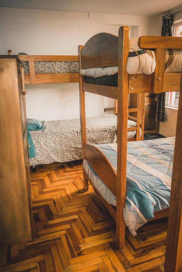 Tupackers Hostel