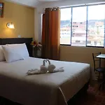 Bunker Hostal