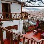 Hostel Kusiy Qosqo