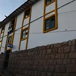 Hostel Kusiy Qosqo