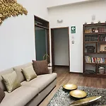 Casa Esmeralda By Katari