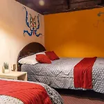 Yllari\'S Inn