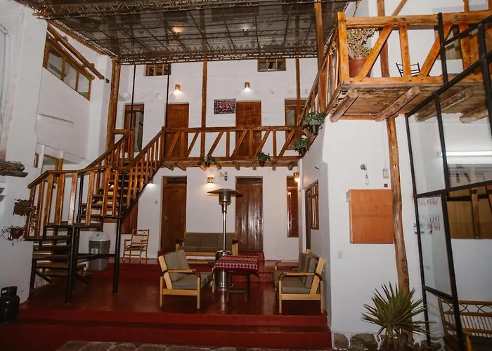 Hostel Kusiy Qosqo