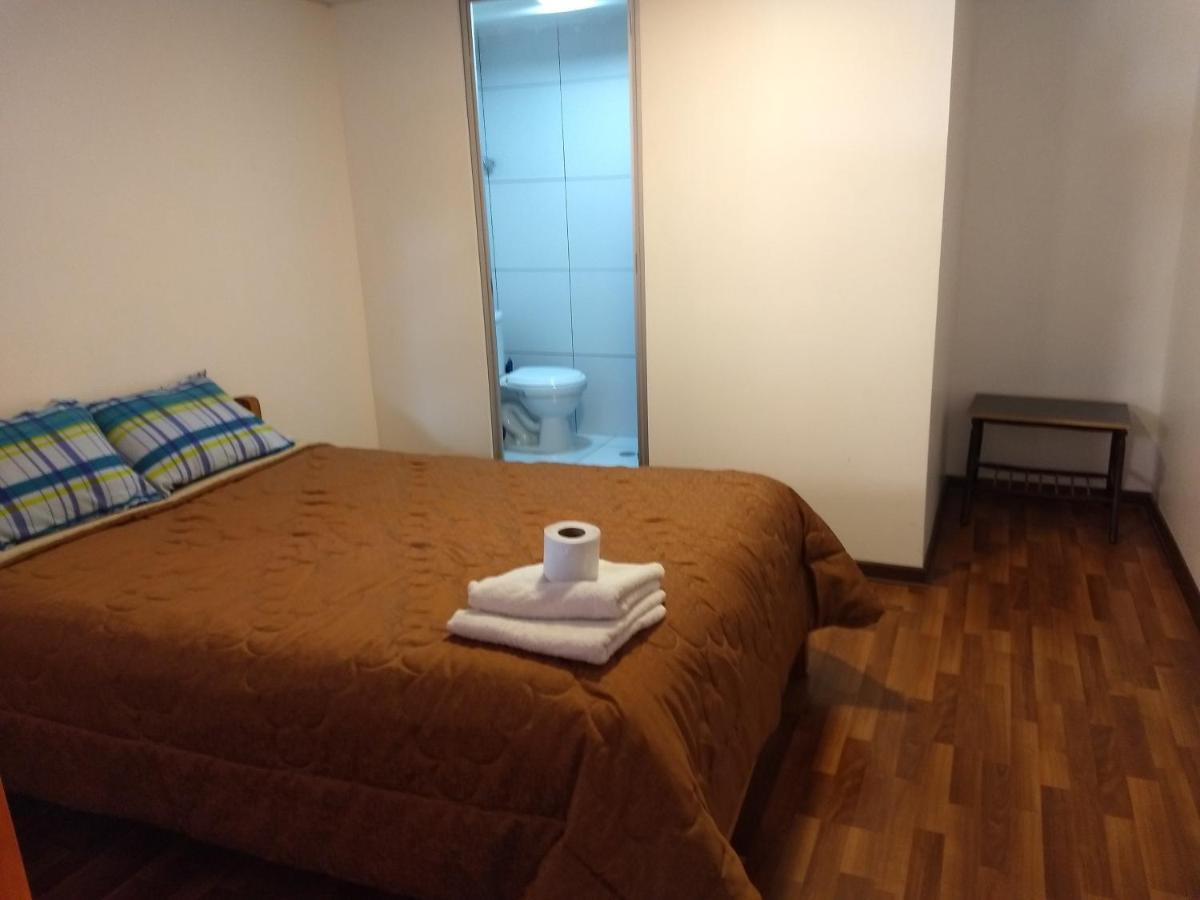 Hostel Chelitos Backpacker *