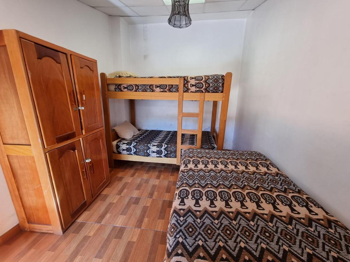 Chelitos Backpacker Hostel