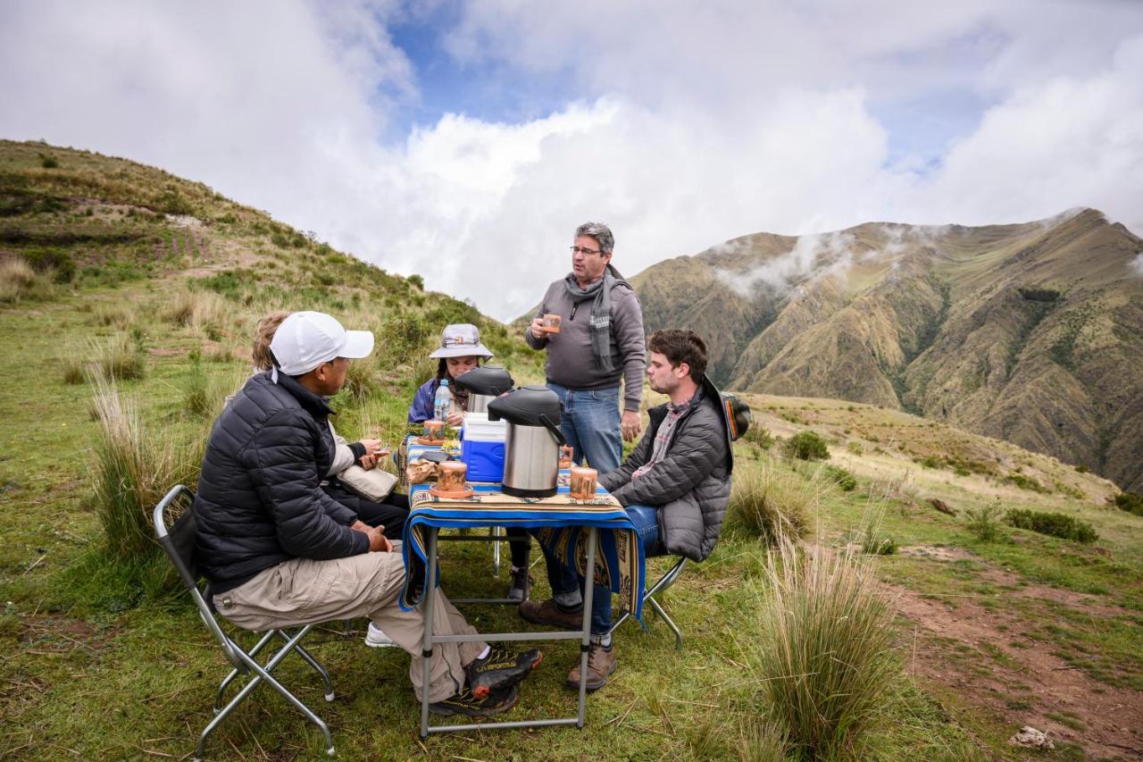 Alpaca & Explorations Acampamento