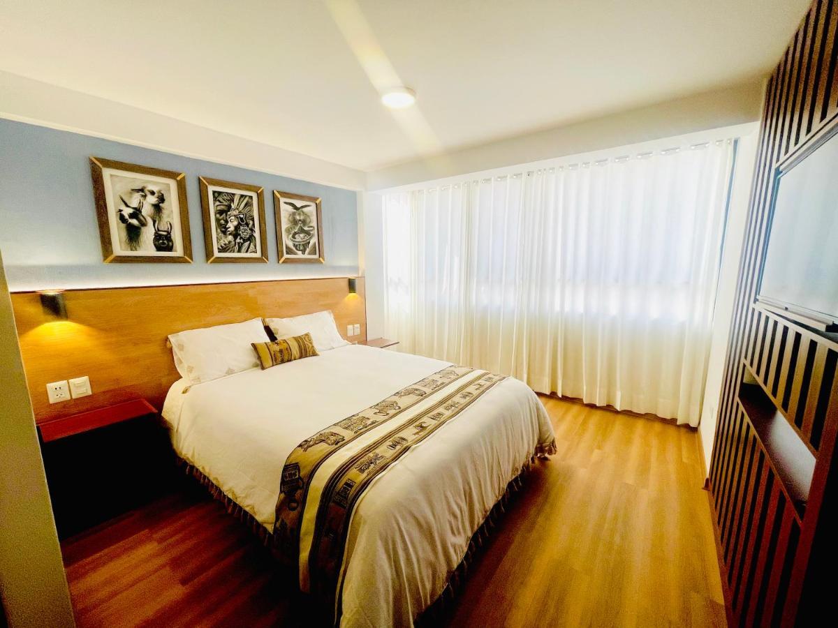 Pacific Hotel *