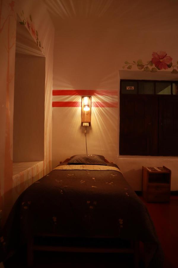 Bed & Breakfast Tiyana House *