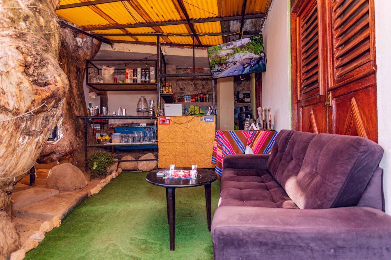 Hostel Apuhouse Cusco