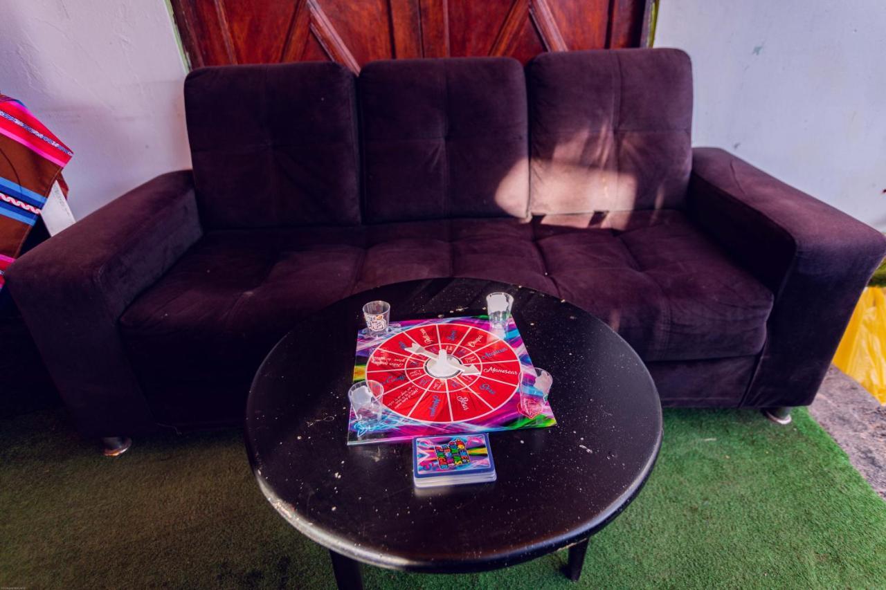 Hostel Apuhouse