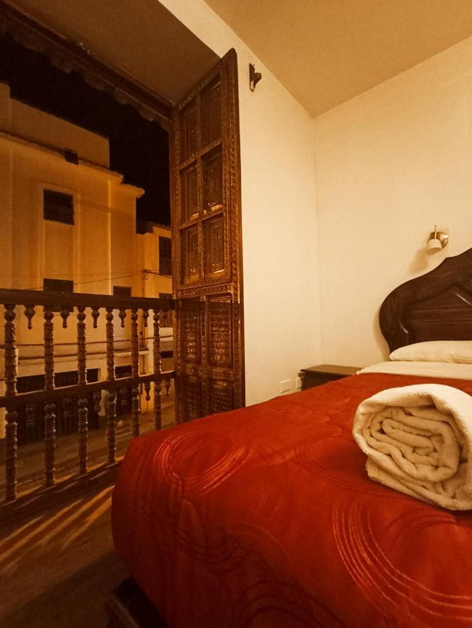 Hotel Carmen Plaza *