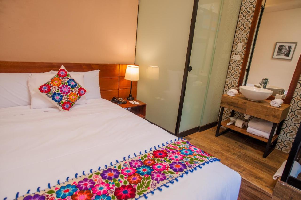 Casa Biru Boutique Hotel 2*
