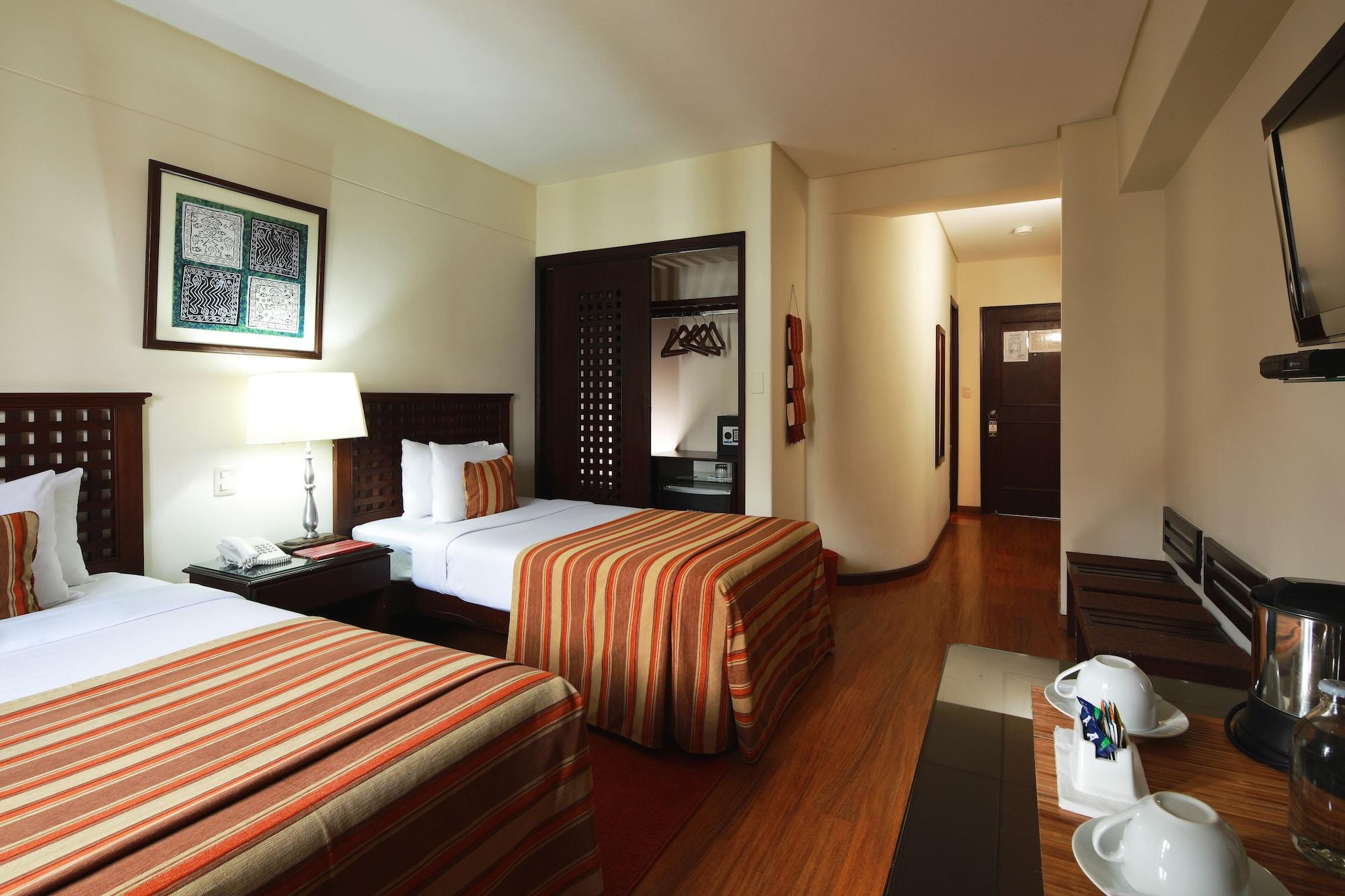 San Agustin El Dorado Hotel