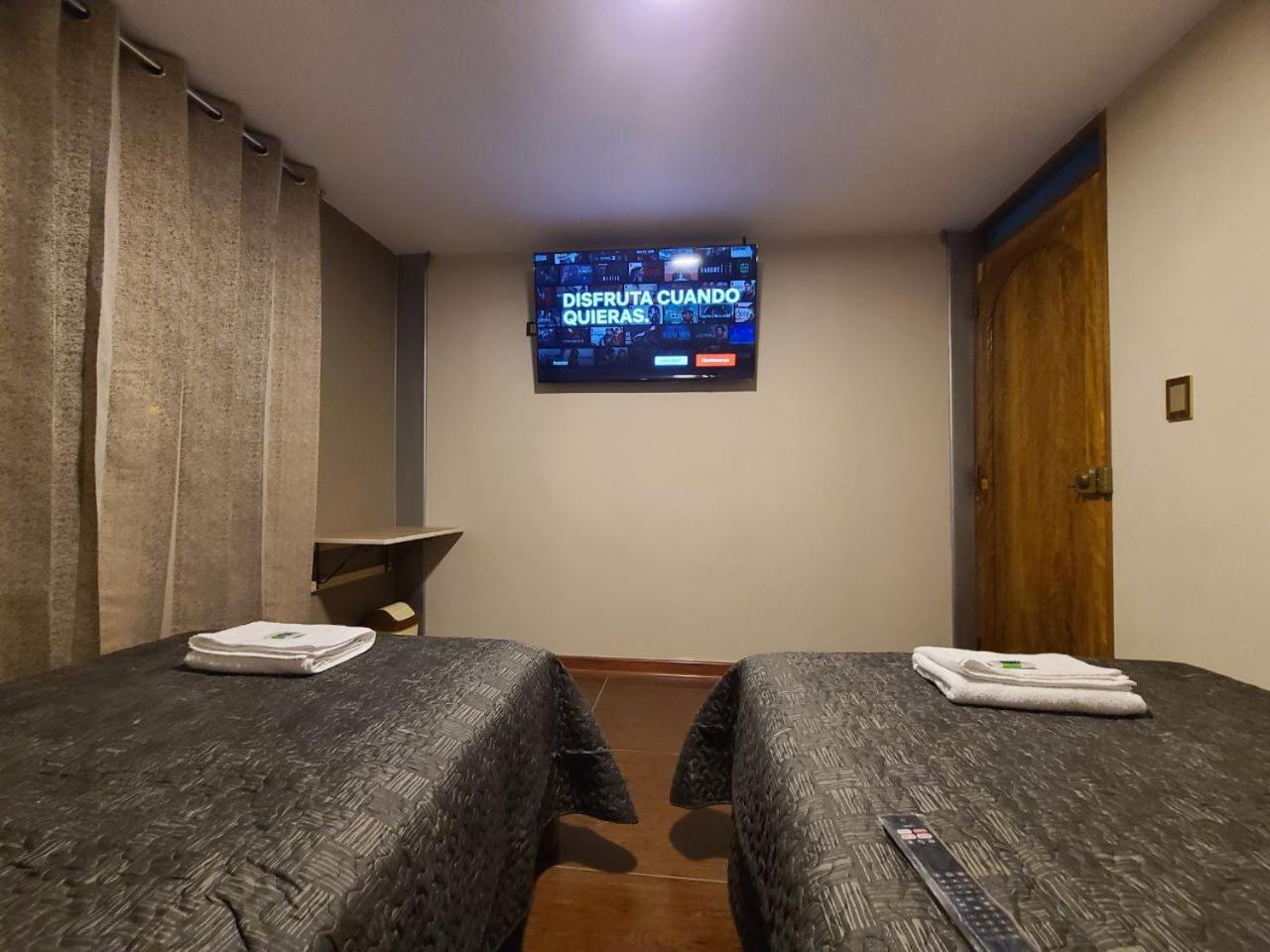 Guest house Casa Huayra *