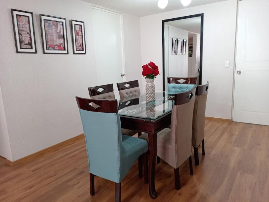Calido Apartamento, Acogedor Apartment *