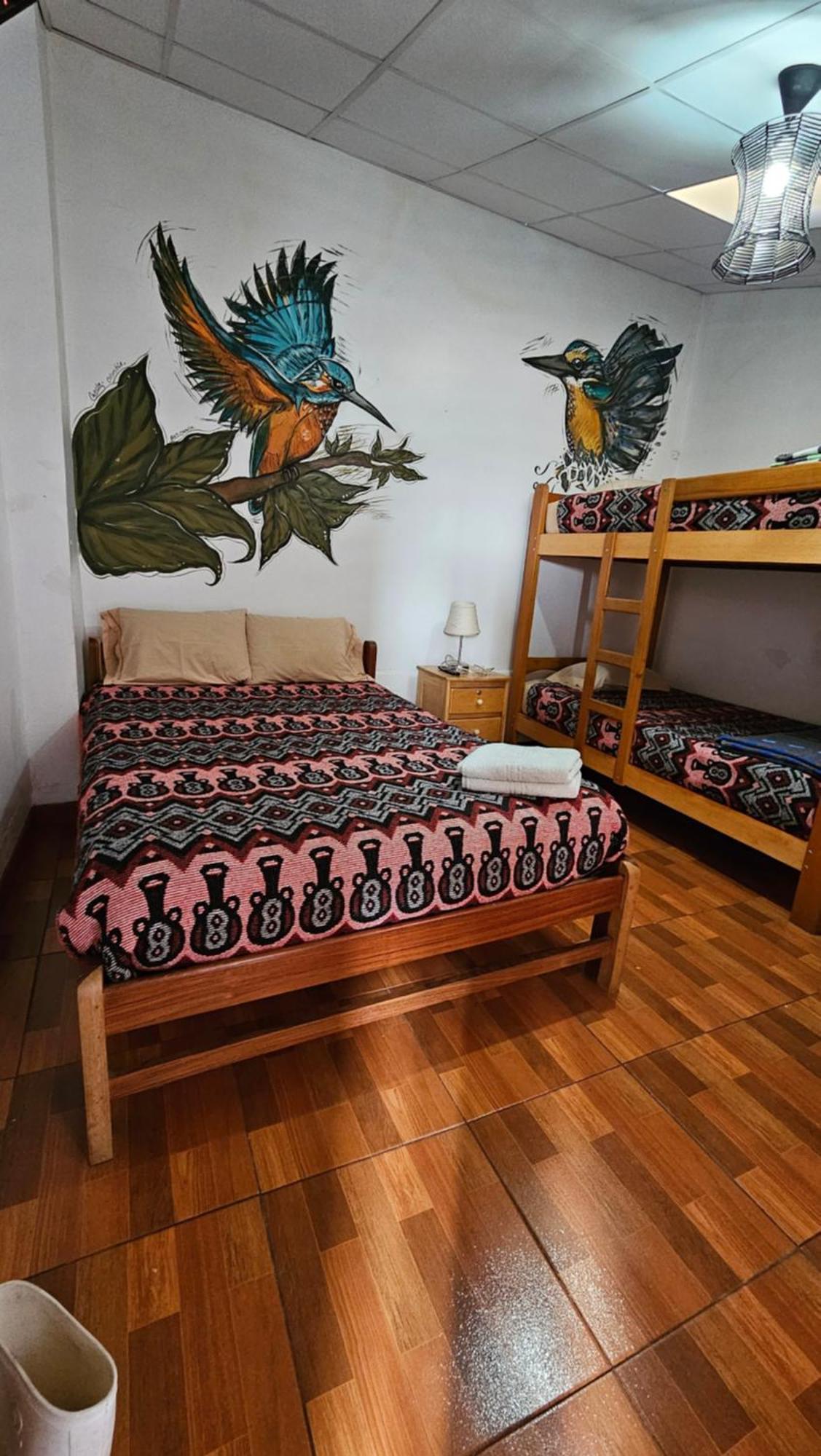 Chelitos Backpacker Hostel