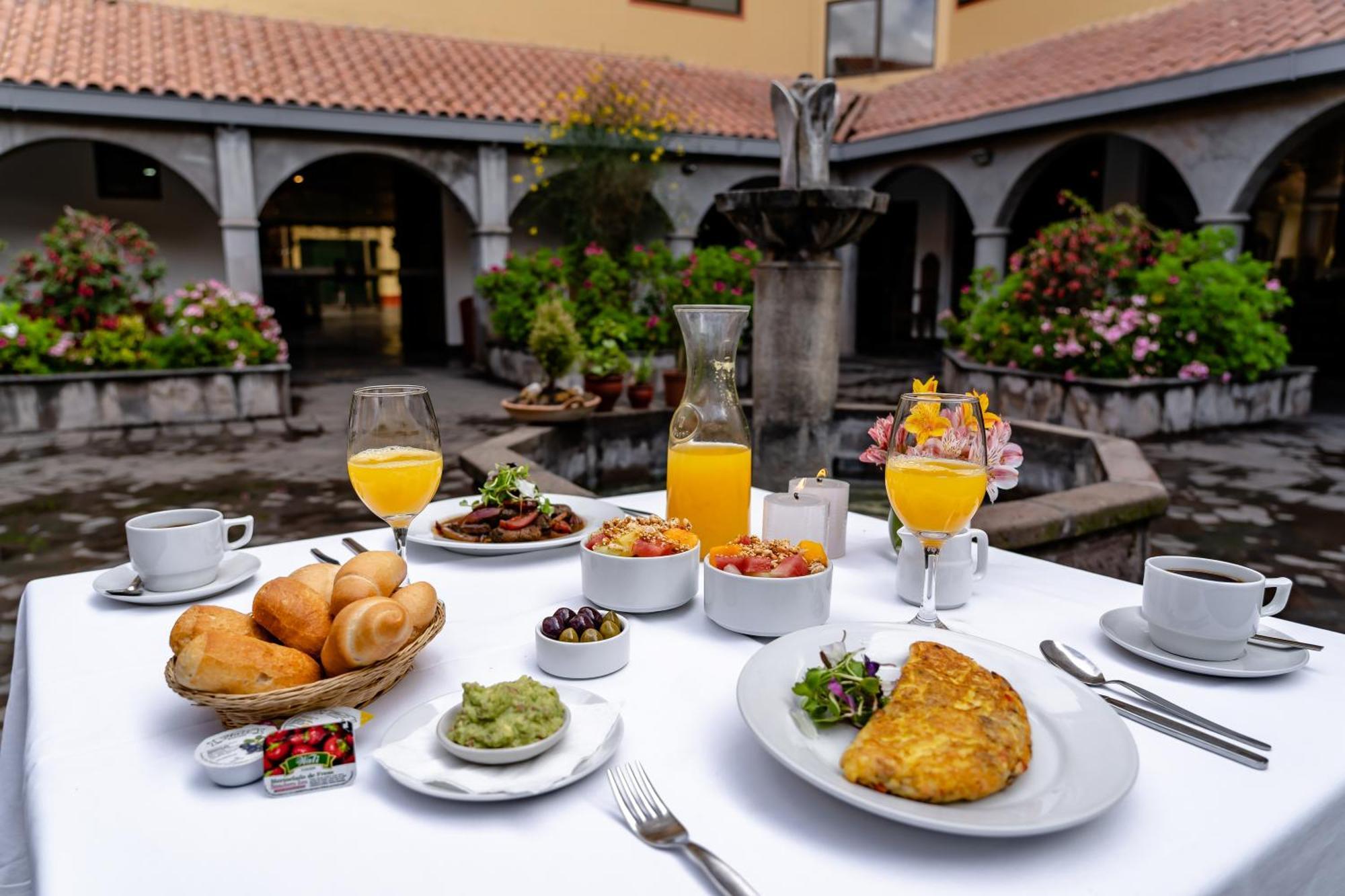 Hotel Jose Antonio